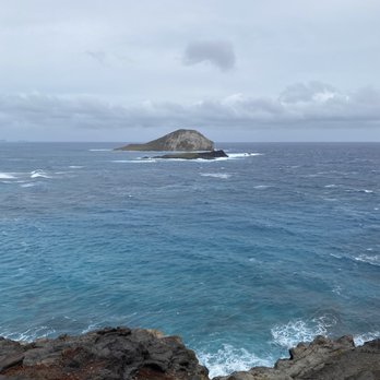 Makapu'u Point Lighthouse Trail - Hiking Near Me - Honolulu, Hawaii