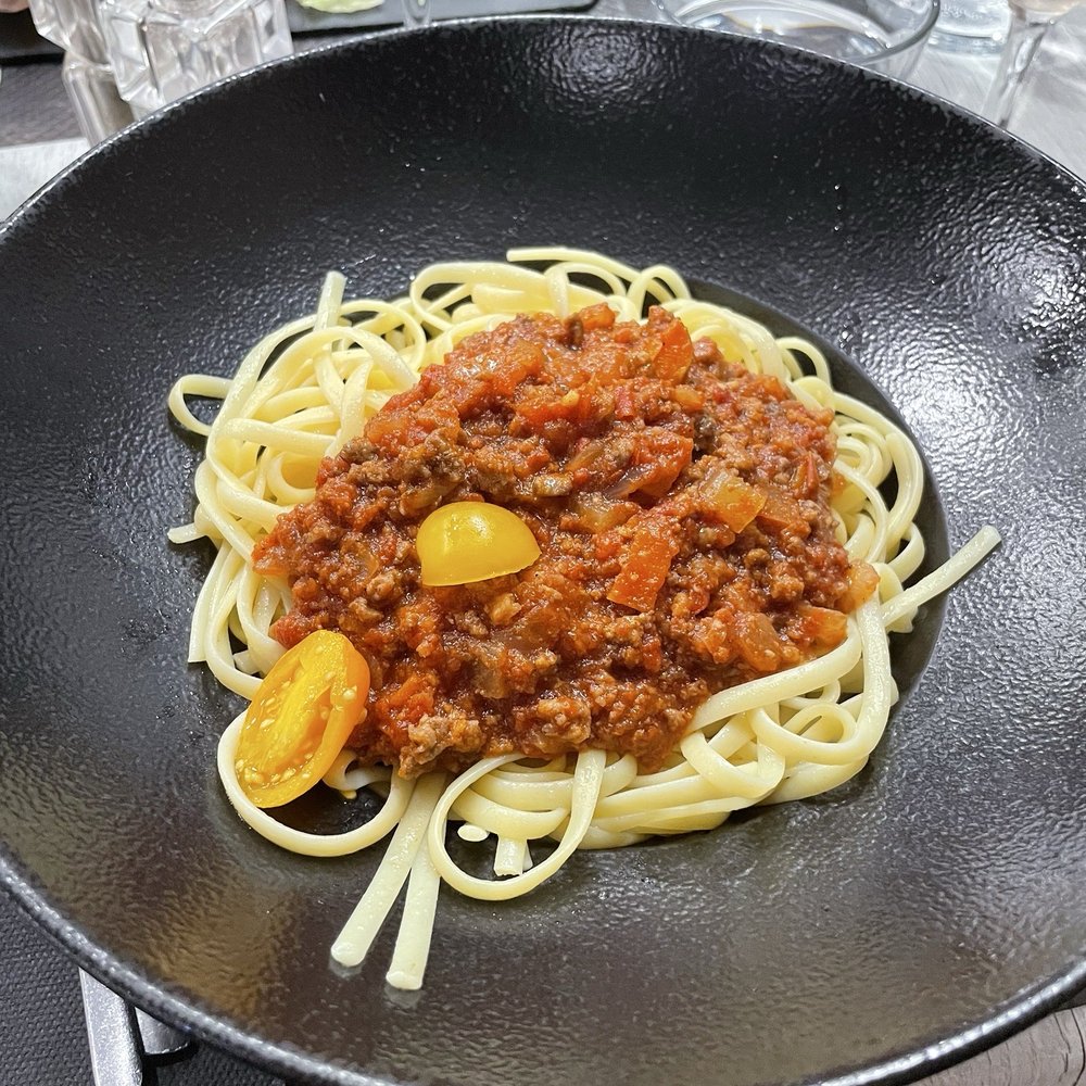 Chez Monique - Linguine with bolognese - French Near Me - Annecy, 74