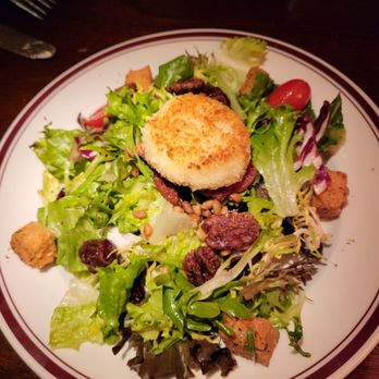 Carlyle - Goat Cheese Salad - New American Near Me - Arlington, Virginia