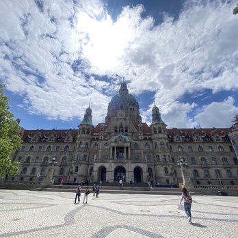 Neues Rathaus - Landmarks & Historical Buildings Near Me - Hanover, NI