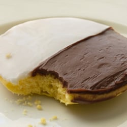 Ny Bagels and Buns - Black and whites..a true New York favorite. Order some today for delivery anywhere in the USA!