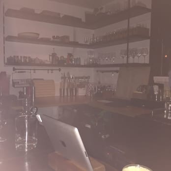 Fig & Thistle - Small bar - Wine Bars Near Me - San Francisco, California Fig & Thistle - Small bar - Wine Bars Near Me - San Francisco, California