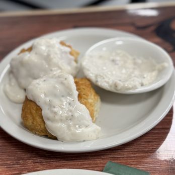 Friend’s Diner - Biscuits and gravy - Diners Near Me - Indianapolis, Indiana Friend’s Diner - Biscuits and gravy - Diners Near Me - Indianapolis, Indiana