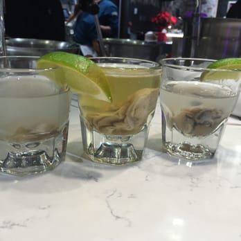The Oyster Bar - Bars Near Me - Stateline, Nevada