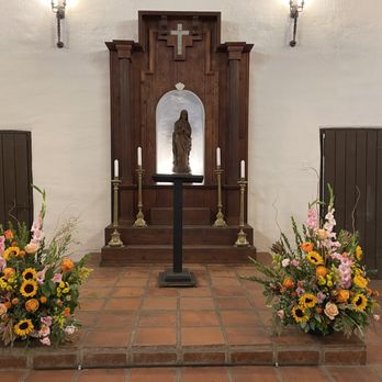 Above The Stem - Chapel at Asistencia - Florists Near Me - Redlands, California Above The Stem - Chapel at Asistencia - Florists Near Me - Redlands, California