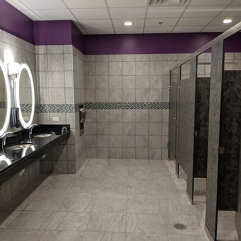 Planet Fitness - Gyms Near Me - Pearland, Texas