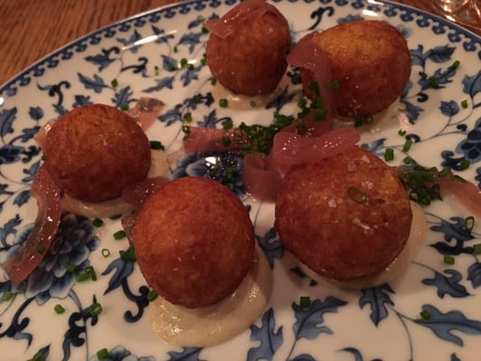 Tail Up Goat by null