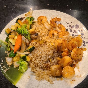 Sapporo - Shrimp and scallop entree - Sushi Bars Near Me - Livonia, Michigan