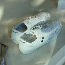 Ron Dorff - Cool sneakers.