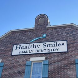 Healthy Smiles Family Dentistry - Exterior building