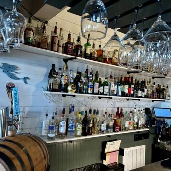 Havana's - Bar area - Seafood Near Me - Carolina Beach, North Carolina Havana's - Bar area - Seafood Near Me - Carolina Beach, North Carolina