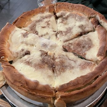 Giordano's - Deep dish with cheese, mushrooms, and Alfredo sauce - Pizza Near Me - Rosemont, Illinois Giordano's - Deep dish with cheese, mushrooms, and Alfredo sauce - Pizza Near Me - Rosemont, Illinois