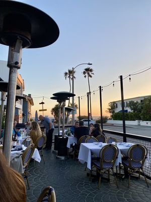 The Bottle Inn Hermosa by null