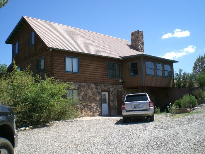 WHISPER’S RANCH Updated September 2024 Highway 83 Near Mile Post 15, Elgin, Arizona Bed