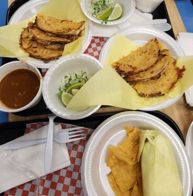Tacos Los Toritos by null