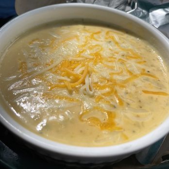Stu's Surf Side - Broccoli Cheddar Soup - American Near Me - Hilton Head Island, South Carolina