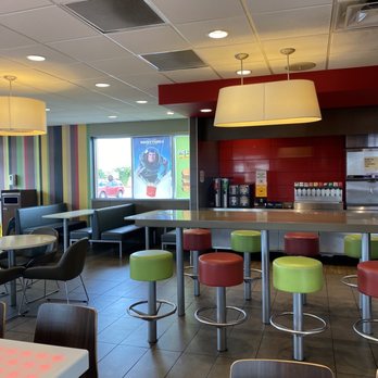McDonald's - a view of the inside of a restaurant - Fast Food Near Me - Bowling Green, Kentucky McDonald's - a view of the inside of a restaurant - Fast Food Near Me - Bowling Green, Kentucky