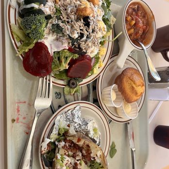 Dollie's Soup And Salad - Lunch - Soup Near Me - Sandy, Utah