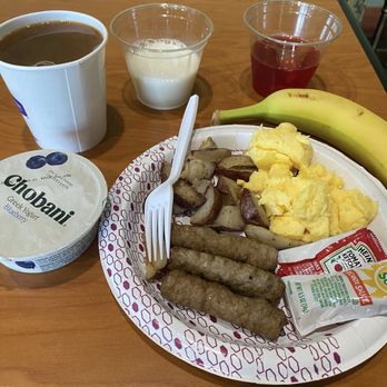 Hampton Inn & Suites Astoria - Complimentary breakfast with many options - Hotels Near Me - Astoria, Oregon Hampton Inn & Suites Astoria - Complimentary breakfast with many options - Hotels Near Me - Astoria, Oregon