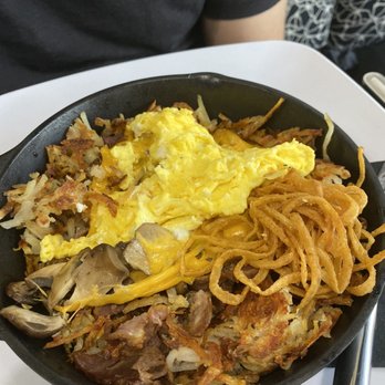 Egg Parlor - Brisket skillet - Breakfast & Brunch Near Me - Silvis, Illinois