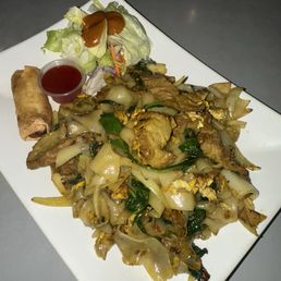Spinach Noodle - Lunch Special Spinach Noodle - Lunch Special