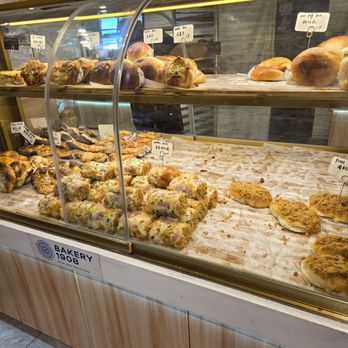 Bakery 1908 - Bakeries Near Me - Orlando, Florida