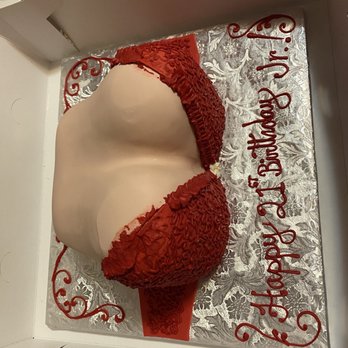 Helena Wirth Cakes - Top view of boob cake - Bakeries Near Me - Los Angeles, California Helena Wirth Cakes - Top view of boob cake - Bakeries Near Me - Los Angeles, California