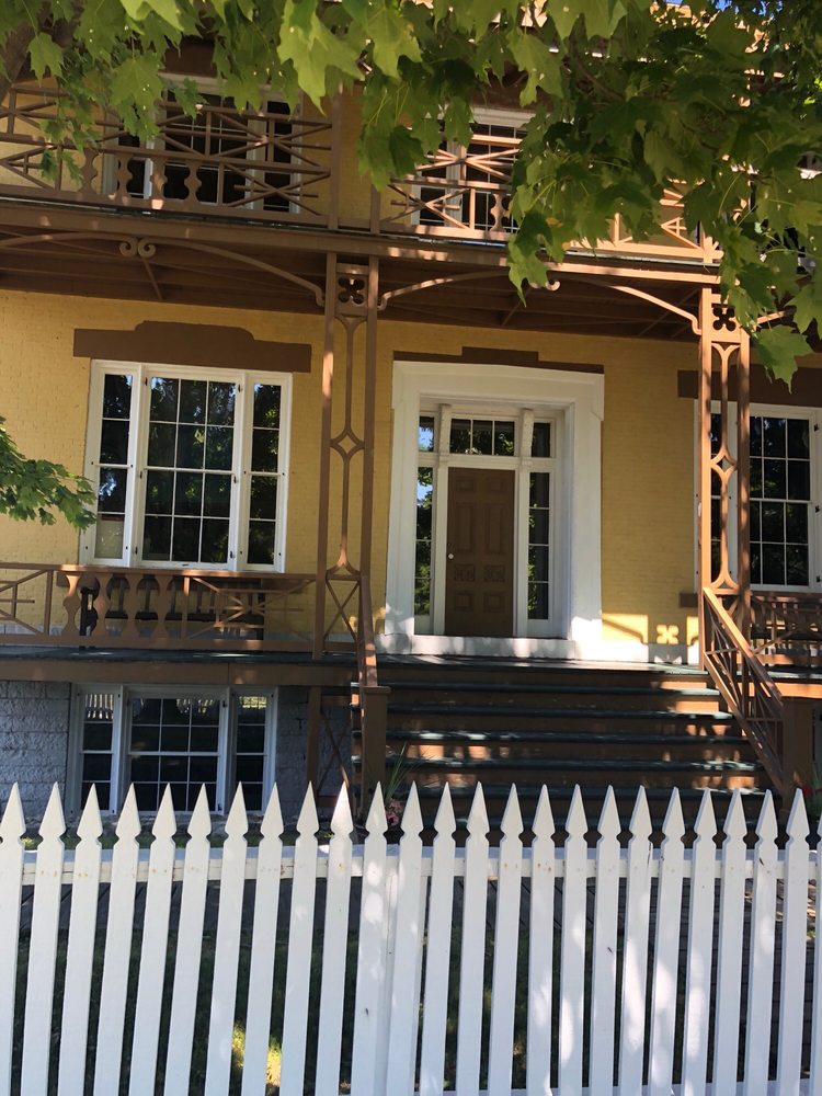 SACKETS HARBOR HISTORICAL SOCIETY MUSEUM Updated August 2024 100 W