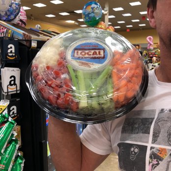 Vons - Veggie tray. Last minute potluck item !!! - Grocery Near Me - Costa Mesa, California Vons - Veggie tray. Last minute potluck item !!! - Grocery Near Me - Costa Mesa, California