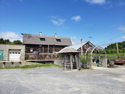 Indian Ladder Farms by null