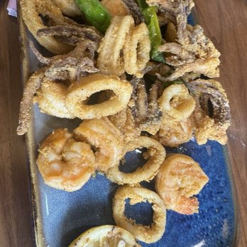 City Cellars HTX - Calamari was a bit too salty and chewy - New American Near Me - Houston, Texas