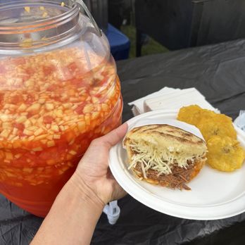 Cali Caracas - My Arepa with chicken - Venezuelan Near Me - Sunnyvale, California Cali Caracas - My Arepa with chicken - Venezuelan Near Me - Sunnyvale, California
