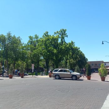 Santa Fe Plaza - Plaza - Landmarks & Historical Buildings Near Me - Santa Fe, New Mexico