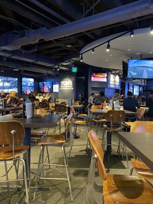 Tom's Watch Bar by null