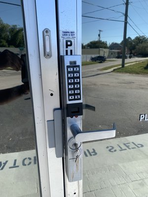 Storefront  keypad entry - Install new keypad entry on a storefront