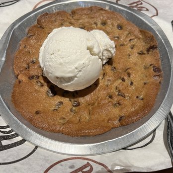 Black Angus Steakhouse - Chocolate Chip Cookie - Steakhouses Near Me - Burbank, California