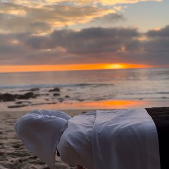 DeLuna Spa & Care - Massage in Laguna Beach - Massage Therapy Near Me DeLuna Spa & Care - Massage in Laguna Beach - Massage Therapy Near Me