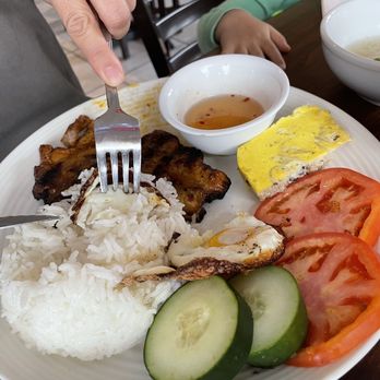 Le's Kitchen - Grilled Pork Chop - Vietnamese Near Me - Danbury, Connecticut