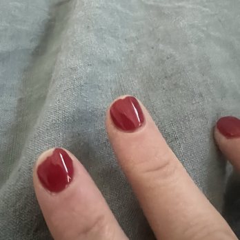 Blossom Nails Lounge - Major chips on two gel nails less than 48 hours later - Nail Salons Near Me - Oakland, California