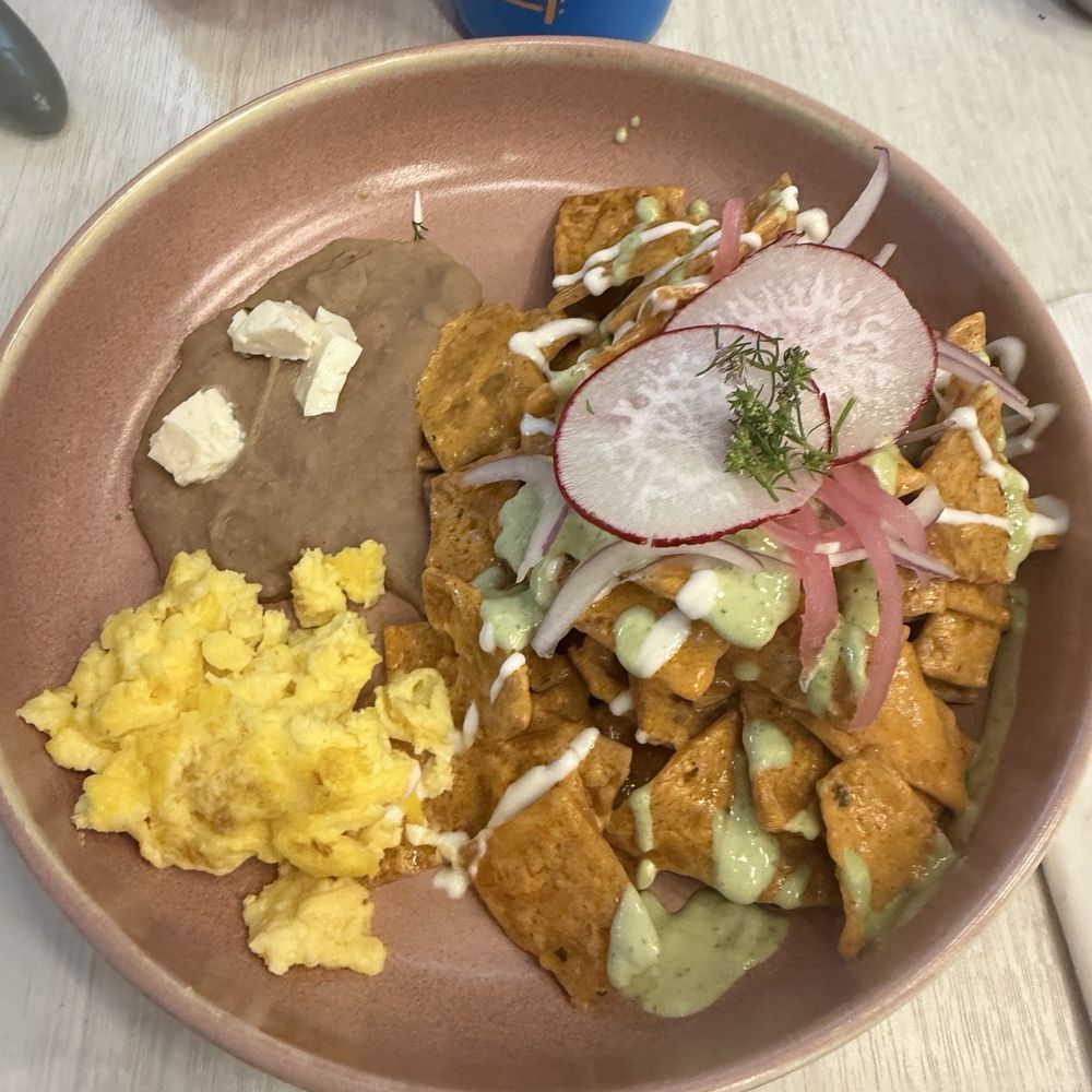 Lion Fish - Chipotle cremoso chilaquiles - Seafood Near Me - Tijuana, BCN Lion Fish - Chipotle cremoso chilaquiles - Seafood Near Me - Tijuana, BCN