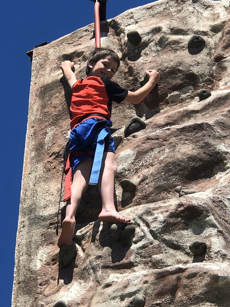 RED STICK ENTERTAINMENT 14 Photos 16543 Airline Hwy, Prairieville