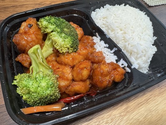 Très Yan & Wu by null