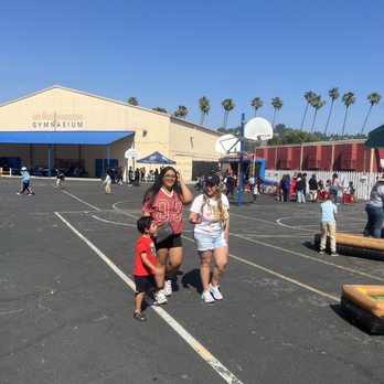 Isana Octavia Academy - Family fun outside the huge gymnasium. - Private Schools Near Me - Los Angeles, California Isana Octavia Academy - Family fun outside the huge gymnasium. - Private Schools Near Me - Los Angeles, California