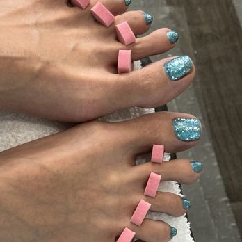 Laura's Nails - My fun pedicure from Laura's Nail Salon! - Nail Salons Near Me - Santa Monica, California Laura's Nails - My fun pedicure from Laura's Nail Salon! - Nail Salons Near Me - Santa Monica, California
