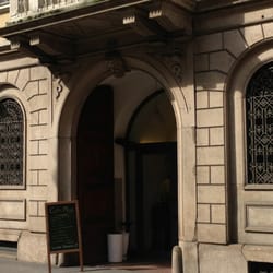Caffè Musa - L'ingresso (un pochino nascosto) in via San Nicolao