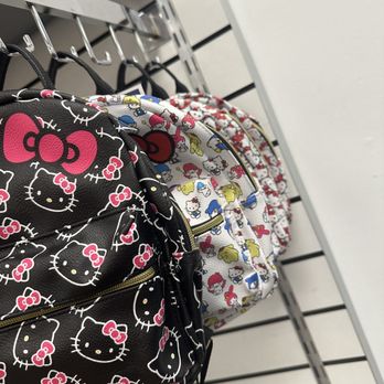 TJ MAXX - Updated July 2025 - 97 Photos & 106 Reviews - 535 N Grand Ave