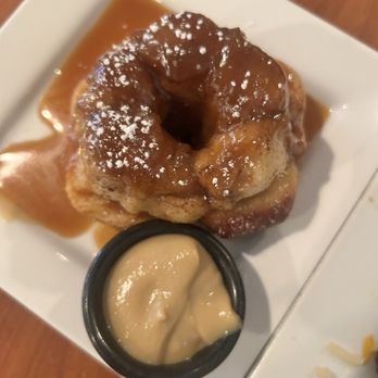 Blue's Egg + Bakery - Monkey bread - Made it CRUNK - Breakfast & Brunch Near Me - Milwaukee, Wisconsin