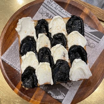 Davelle - black sesame and cream cheese toast - Japanese Near Me - New York, New York