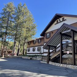 Pinecrest Christian Conference Center - Spending the week here for science camp!