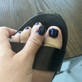 Lavish Nails Lounge - Polishes are clearly not the same color, which is what I asked for. - Nail Salons Near Me - Jacksonville, Florida